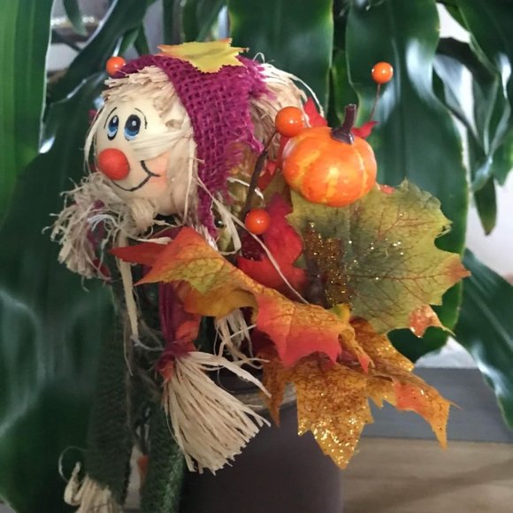 New 13" Handmade Fall Scarecrow Arrangement (Version 5) - Picture 3 of 5